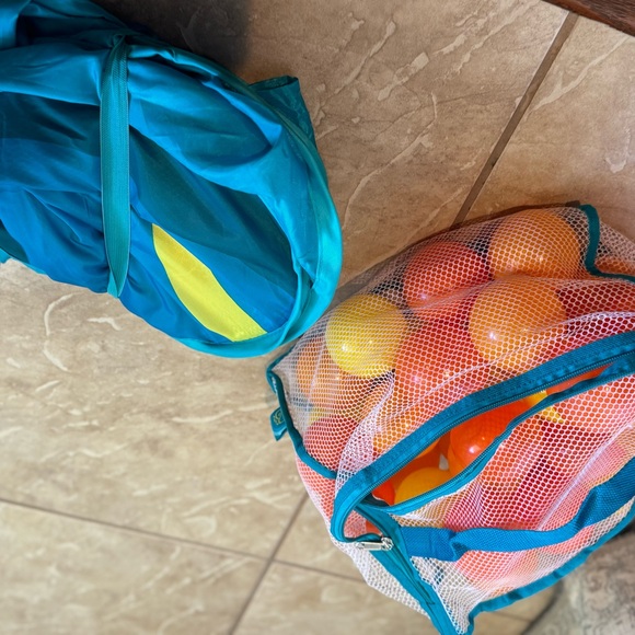 Ball Pit - Picture 3 of 6